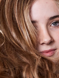 a model after using dark blonde natural hair color by khadi